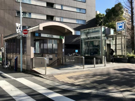 周辺環境　八丁堀駅(東京メトロ 日比谷線) 徒歩6分。 590m