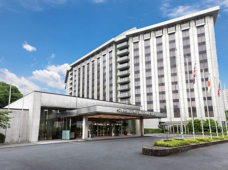 周辺環境　シェラトン都ホテル東京 徒歩6分。 420m