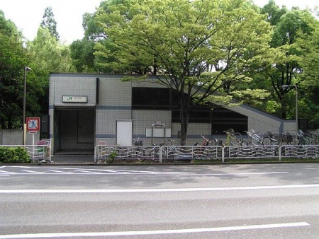 周辺環境　越中島駅(JR 京葉線) 徒歩14分。 1080m