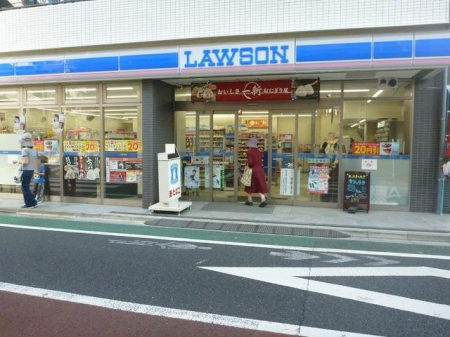 周辺環境　ローソン新小川町店 徒歩5分。 340m