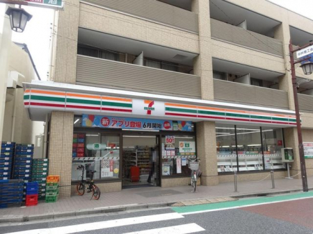 周辺環境　セブンイレブン新宿中井駅前店 徒歩4分。 260m