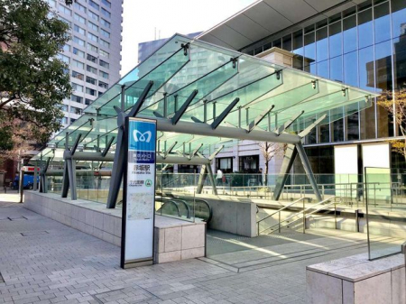 周辺環境　赤坂駅(東京メトロ 千代田線) 徒歩5分。 390m
