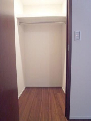 [@-