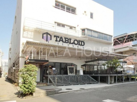 ӊ@TABLOID k8B 640m