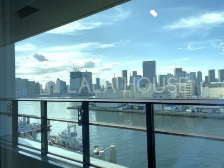 oRj[@y]z̓sS]ł郊o[r[B