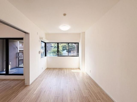 ���r���O�@-