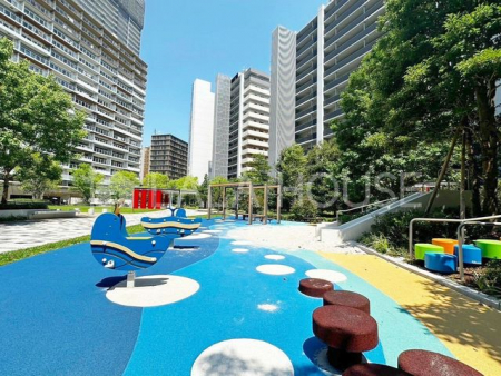 ���̑��@�y�R�h���v���U�z�c���E�����E�w���Ƃ������̗͂ɉ������]�[�j���O�����łȂ���l���y���߂錒�N�V���z�u���Ă���܂��B