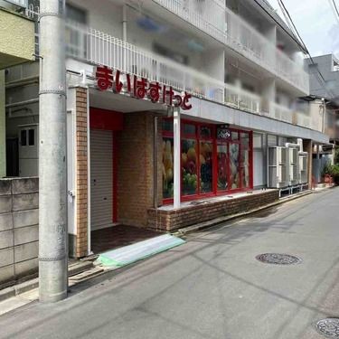 ���ӊ��@�܂��΂������Ɣ���6���ړX �k��2���B 100m