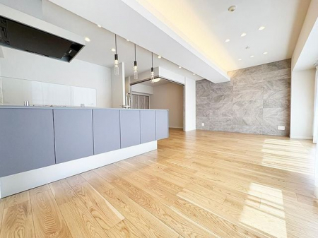 ���r���O�@-