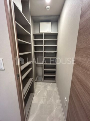 ���[�@��e�ʂ̃V���[�Y�N���[�[�b�g������