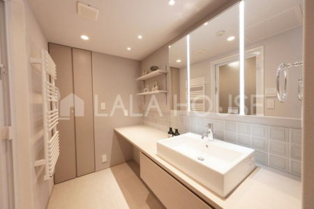 ���ʑ�E���ʏ��@�z�e�����C�N�Ȑ��ʃX�y�[�X�B�@�\���Ɣ������ɂ������܂����B