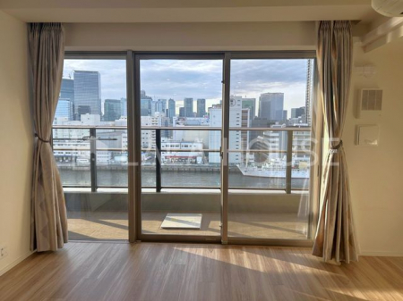 �Q���@�y�Q���z6.0���̃��o�[�r���[�̊J�����̂��钭�]