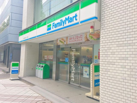 ���ӊ��@�t�@�~���[�}�[�g���{���x�����꒚�ړX �k��2���B 110m