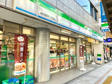 ���ӊ��@�t�@�~���[�}�[�g�_�c�{�c���꒚�ړX �k��2���B 150m