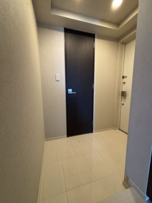 ���ց@-